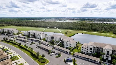 17704 Gawthrop Dr #401, Bradenton, FL 34211