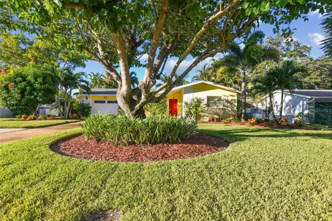 1678 Wildwood Rd, Clearwater, FL 33756