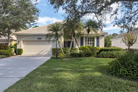 6737 Oak Manor Dr, Lakewood Ranch, FL 34202