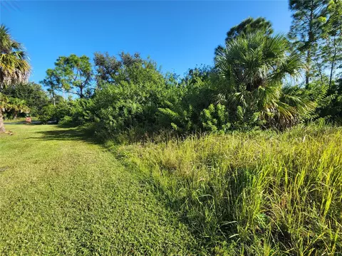 3313 25th St W, Lehigh Acres, FL 33971