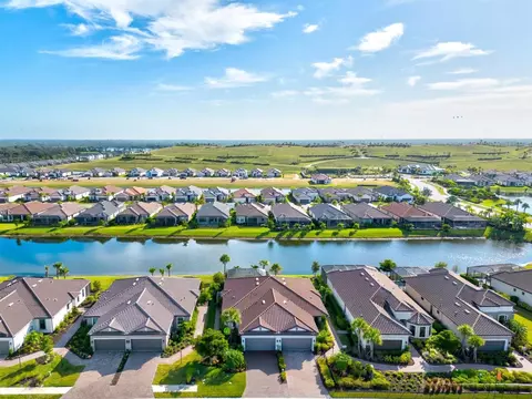 6229 Plateau Ct, Bradenton, FL 34203