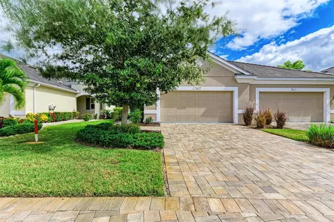 7607 Registrar Way, Sarasota, FL 34243