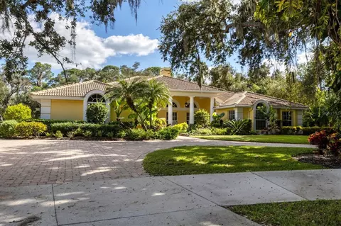 7635 Alister Mackenzie Dr, Sarasota, FL 34240