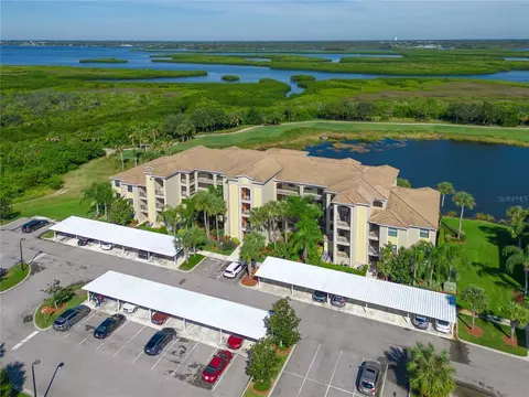 7005 River Hammock Dr #401, Bradenton, FL 34212