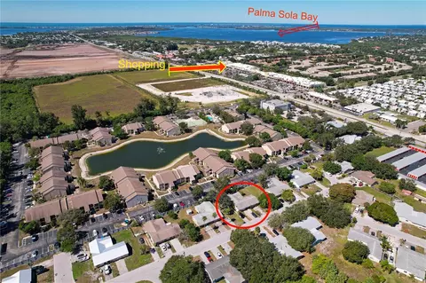 4512 68th St W #A, Bradenton, FL 34210