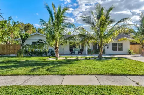 368 Hernando Ave, Sarasota, FL 34243