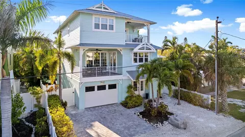 2116 Avenue A, Bradenton Beach, FL 34217