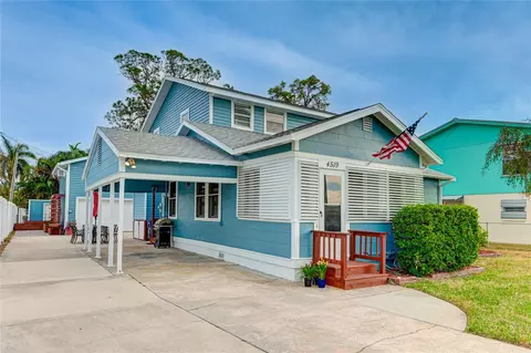 4519 103rd Street Ct W, Bradenton, FL 34210