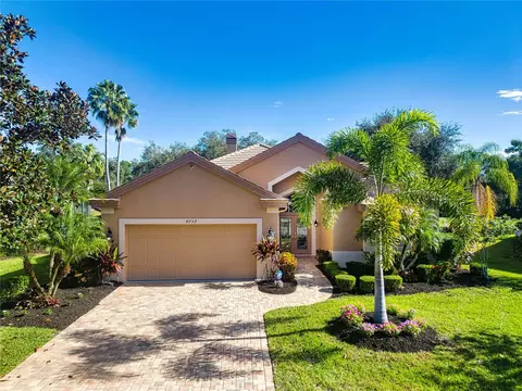 8737 54th Ave E, Bradenton, FL 34211