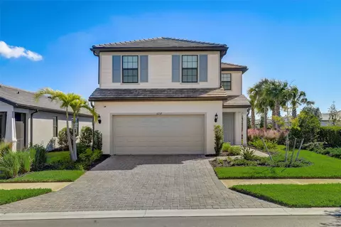 6237 Winding Pine Dr, Nokomis, FL 34275