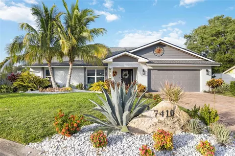 7410 2nd Ave NW, Bradenton, FL 34209