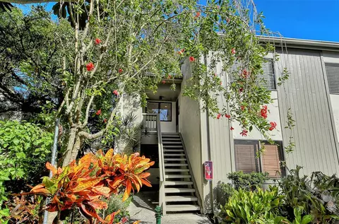 1516 Pelican Cove Rd #246, Sarasota, FL 34231