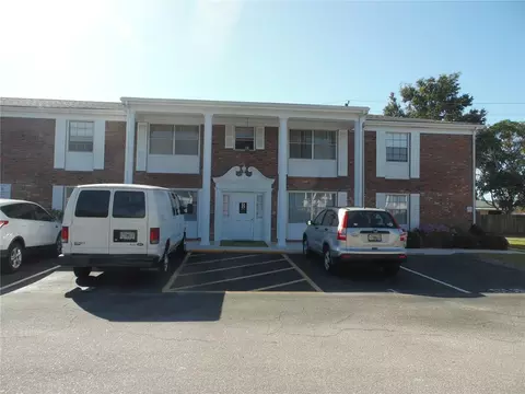 4507 9th St W #B3, Bradenton, FL 34207