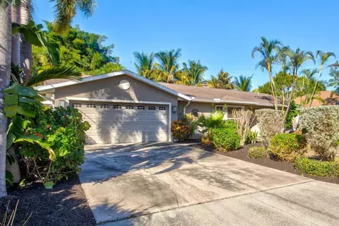 4527 3rd Avenue Dr E, Bradenton, FL 34208