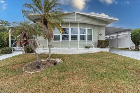 5525 Denmark Dr, Bradenton, FL 34207