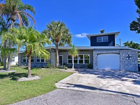 512 Palm Ave, Ellenton, FL 34222