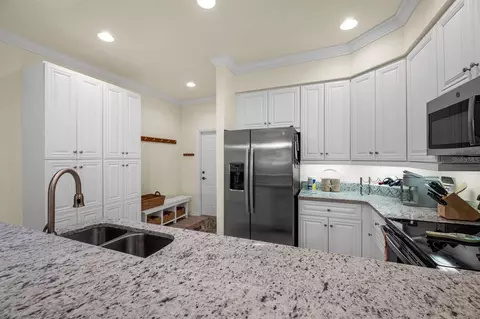 1051 Winding Pines Cir #103, Cape Coral, FL 33909