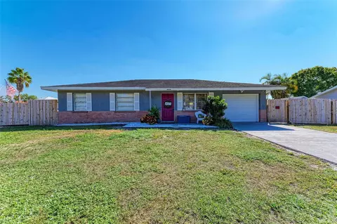 6624 1st Ave E, Bradenton, FL 34208