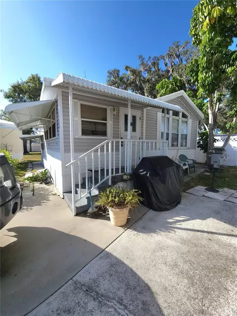 3333 26th Ave E #12, Bradenton, FL 34208