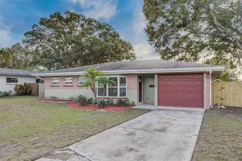 3848 Nottingham Dr, Sarasota, FL 34235