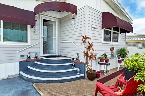6605 Kansas St, Bradenton, FL 34207