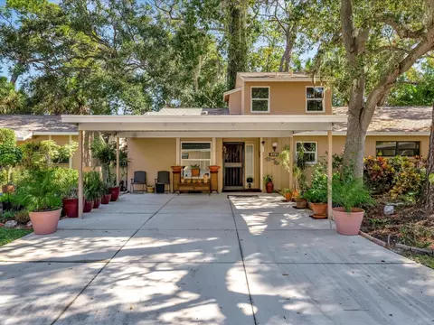 4721 Village Gardens Dr #71, Sarasota, FL 34234
