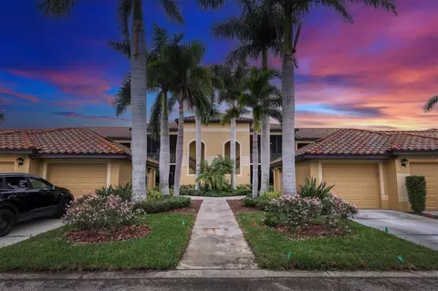 7215 River Hammock Dr #204, Bradenton, FL 34212