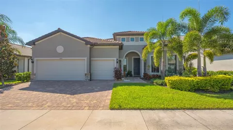12413 Golden Sage Dr, Sarasota, FL 34238