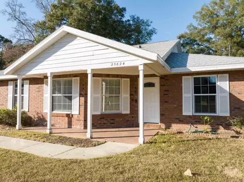 25624 SW 20th Ave, Newberry, FL 32669