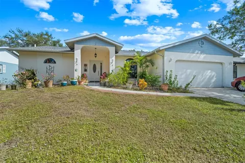 2317 Tall Oak Ct, Sarasota, FL 34232