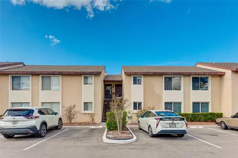2706 Hidden Lake Blvd #D, Sarasota, FL 34237