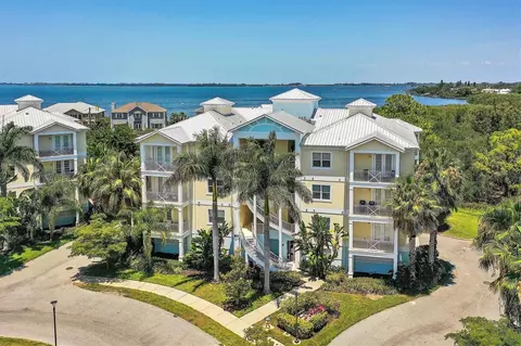 7740 34th Ave W #303, Bradenton, FL 34209