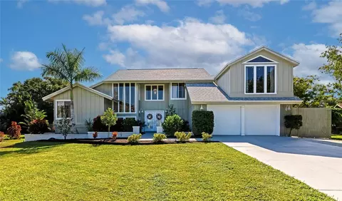 907 Cimarron Cir, Bradenton, FL 34209