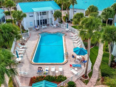5661 Midnight Pass Rd #403, Sarasota, FL 34242