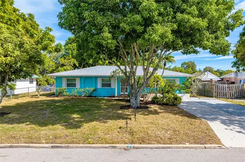 1219 32nd St W, Bradenton, FL 34205