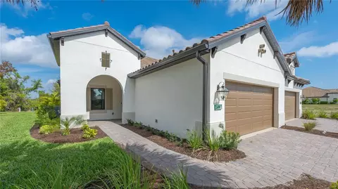 26907 Pavin Dr, Englewood, FL 34223