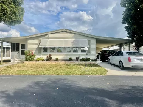 5707 45th St E #133, Bradenton, FL 34203