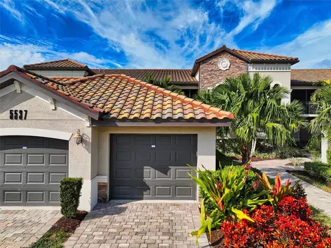 5537 Palmer Cir #203, Lakewood Ranch, FL 34211