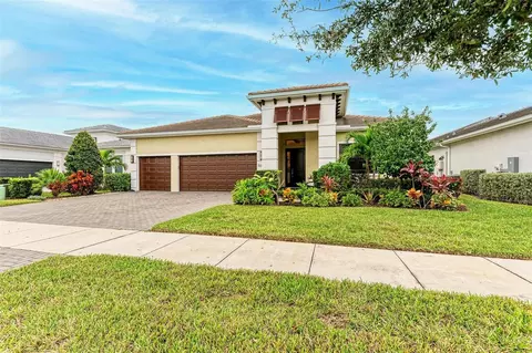5070 Surfside Cir, Bradenton, FL 34211