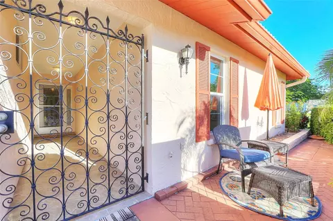 1307 68th St W, Bradenton, FL 34209