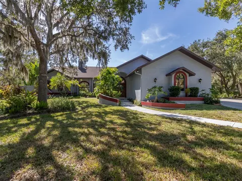 181 S Auburn Rd, Venice, FL 34292