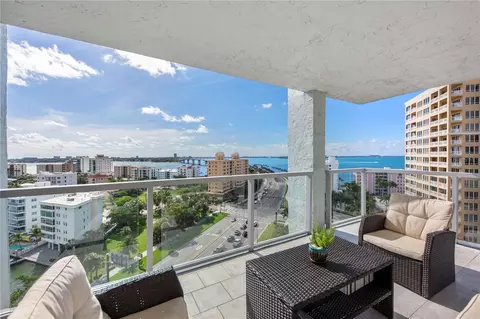 1111 N Gulfstream Ave #14F, Sarasota, FL 34236