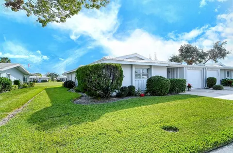 3228 Southfield Ln #809, Sarasota, FL 34239