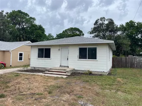 1520 19th Ave W, Bradenton, FL 34205