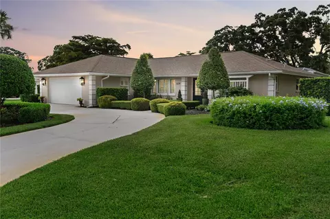 3379 Espanola Dr, Sarasota, FL 34239