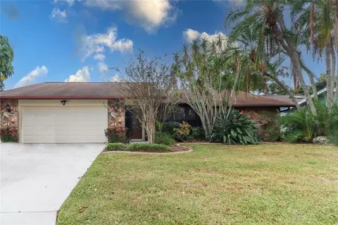 4810 Country Oaks Blvd, Sarasota, FL 34243