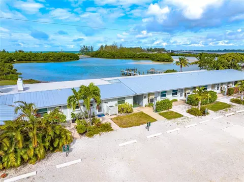 380 N Shore Rd #3, Longboat Key, FL 34228