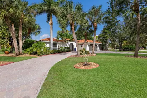 599 Commonwealth Ln, Sarasota, FL 34242