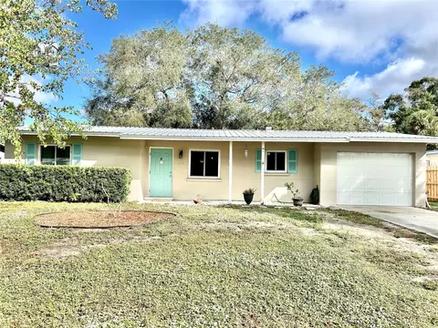 5719 21st St W, Bradenton, FL 34207