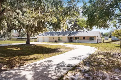 3205 69th St E, Palmetto, FL 34221